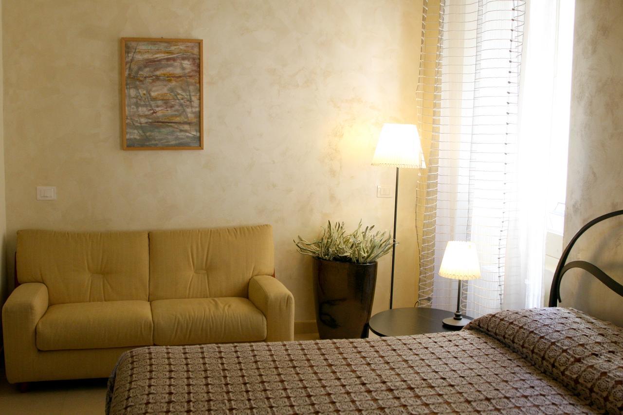 B&B Dolce Casa 瓦斯托 外观 照片