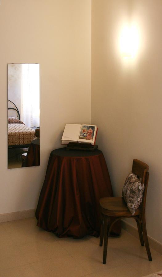 B&B Dolce Casa 瓦斯托 外观 照片